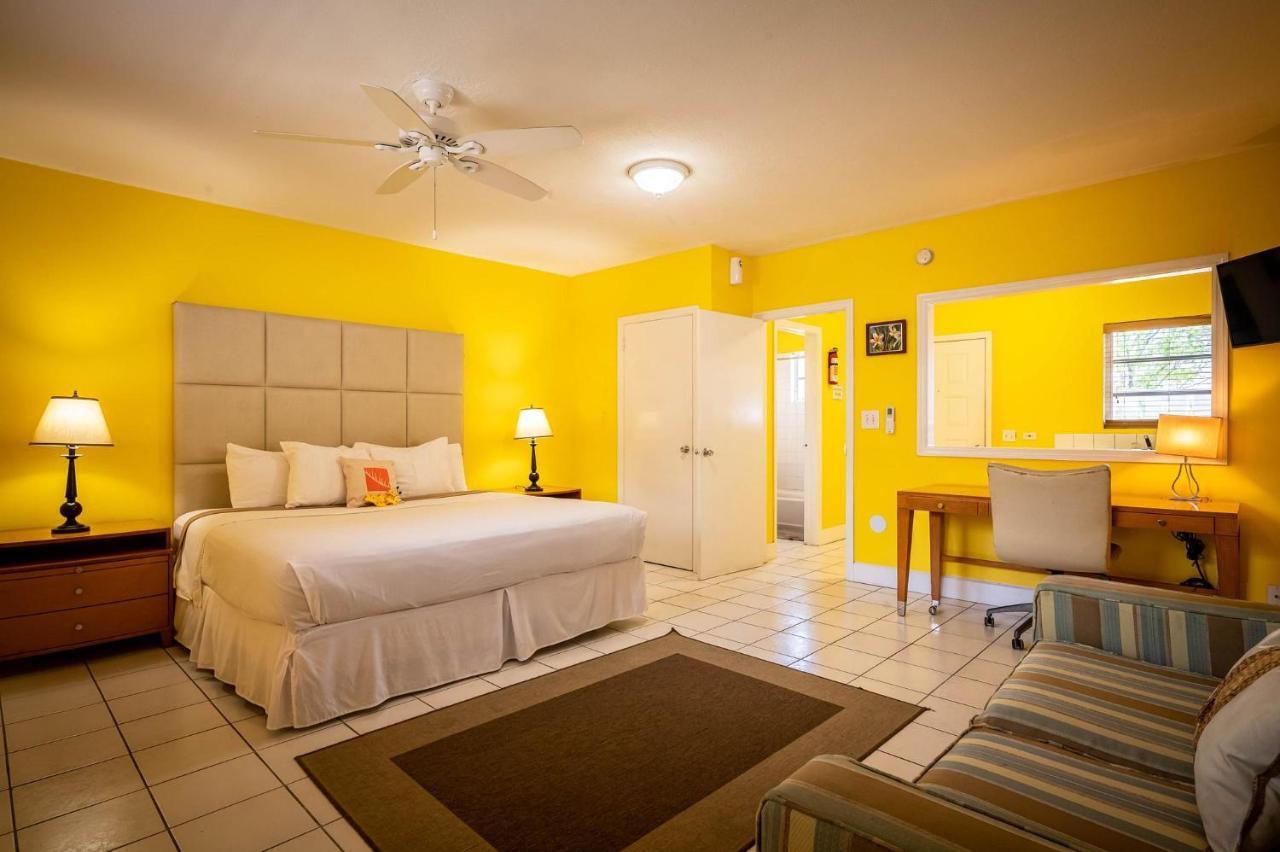 Royal Palm Hotel Dunmore Town Kültér fotó